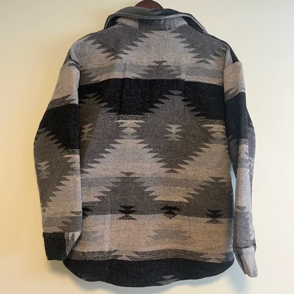 Surfside Jacket Modest Maverick - Picture 5 of 9